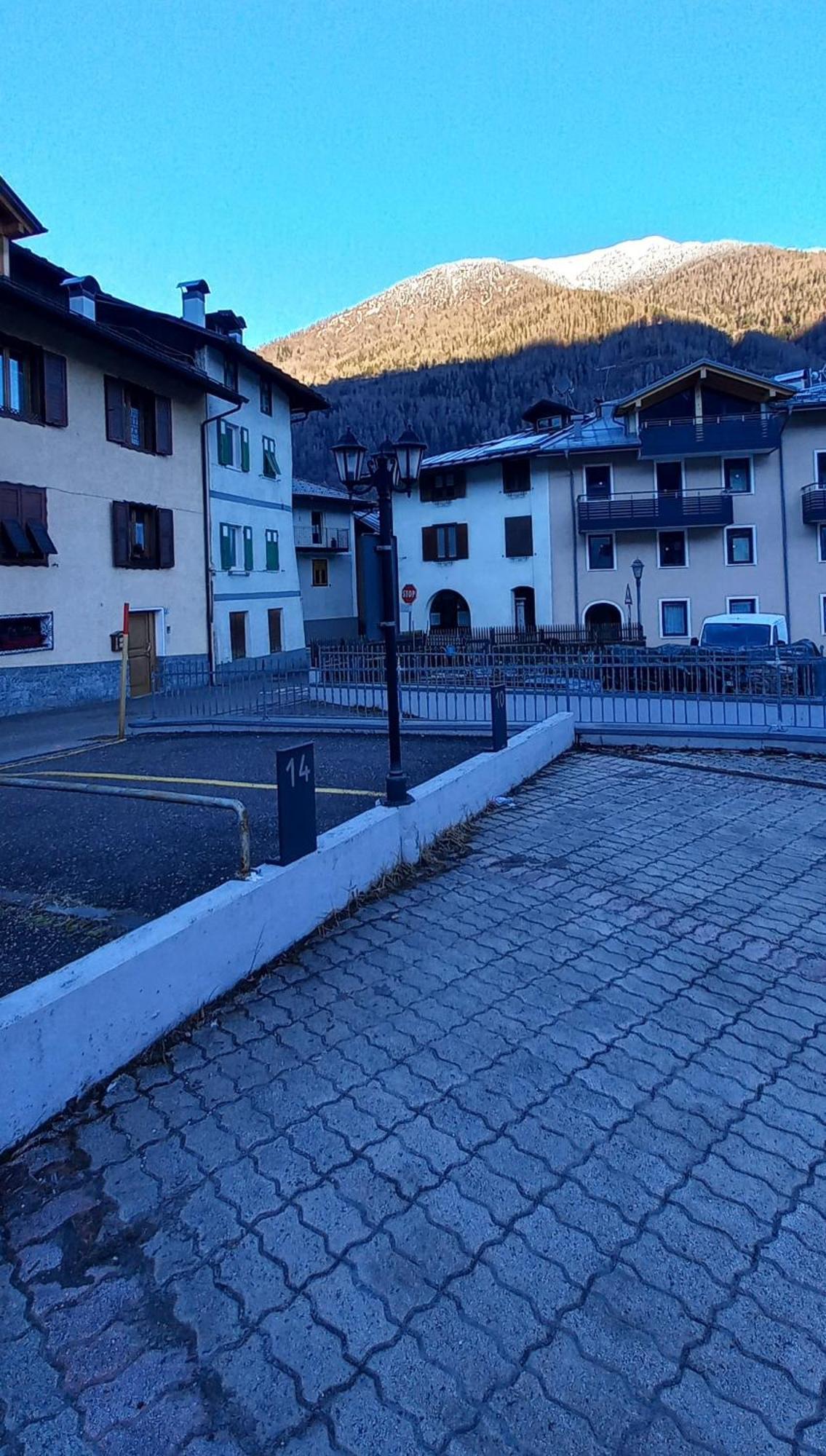 Appartamento En Mez Al Paes Dimaro Zewnętrze zdjęcie